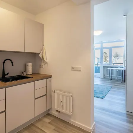 Huber Living Single 305 Apartamento